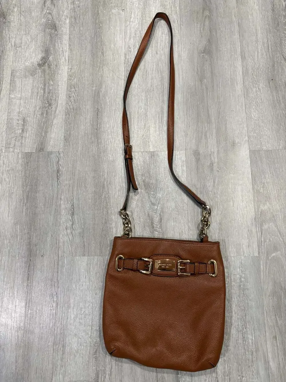 Michael Kors Brown Leather Crossbody Bag Gold Hardware Adjustable Strap Purse